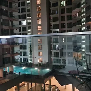 Apartment At Regalia Sky Pool, Kuala Lumpur